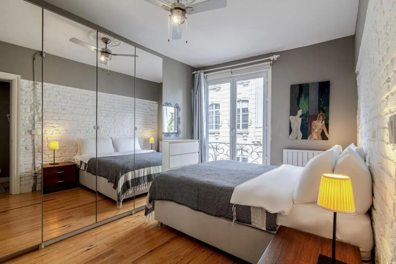 Modern Apartment With Stylish Interior In Beyoglu Istanbul